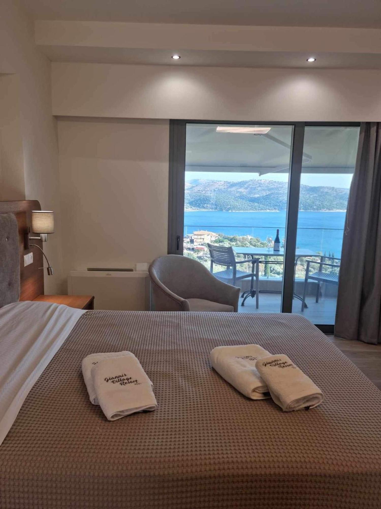 Giannis Village Resort Astakos Ngoại thất bức ảnh