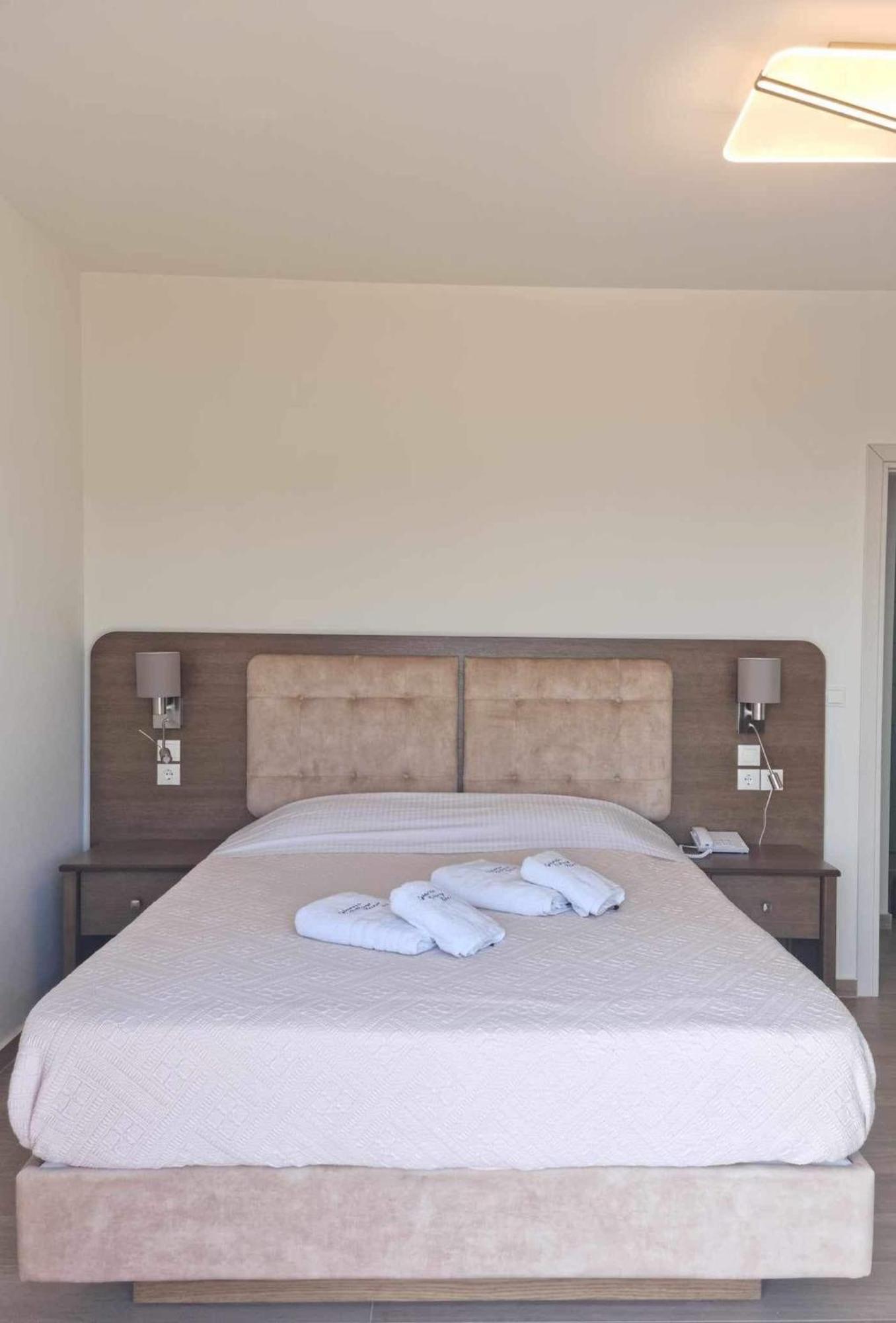 Giannis Village Resort Astakos Ngoại thất bức ảnh
